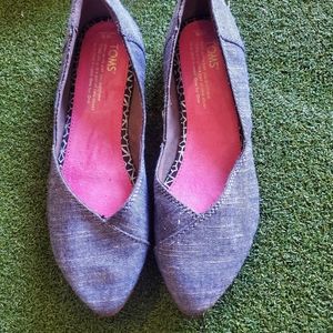 Toms Flats